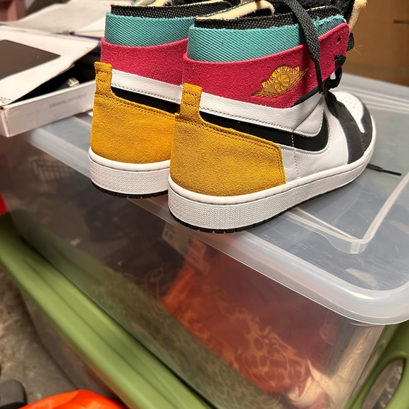 Air Jordan 1 - Picture 2 of 3